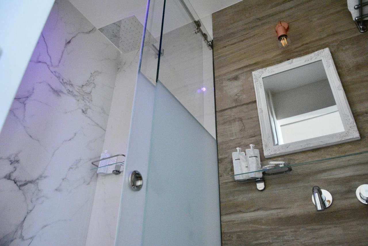 Domus Aleria Deluxe Rooms Шака Екстериор снимка